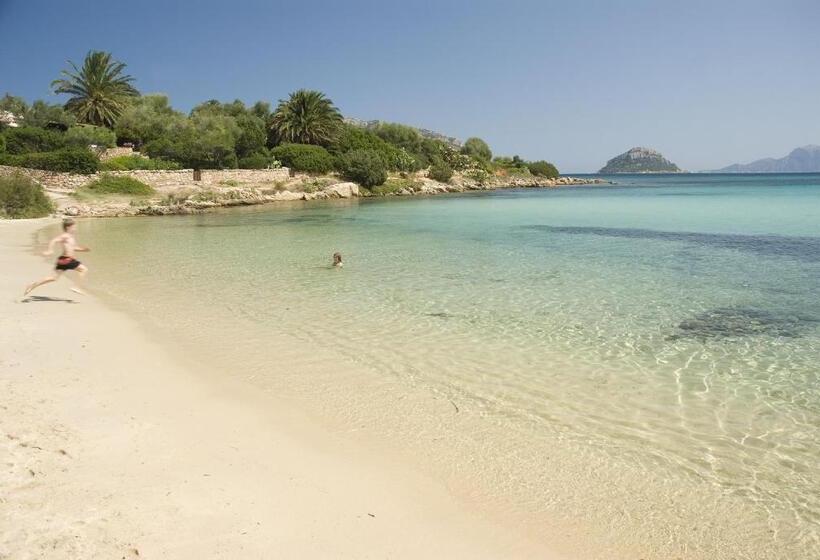 Resort & Spa Baia Caddinas
