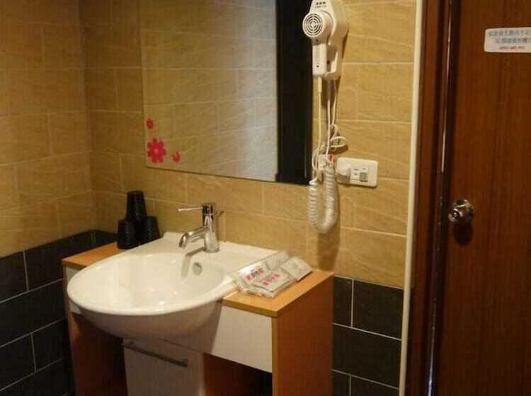 هتل Chambord Castle