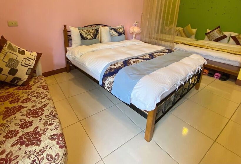 هتل Chambord Castle