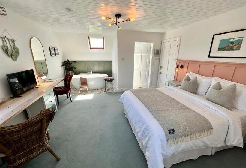 مبيت وإفطار Thistledown Lodge