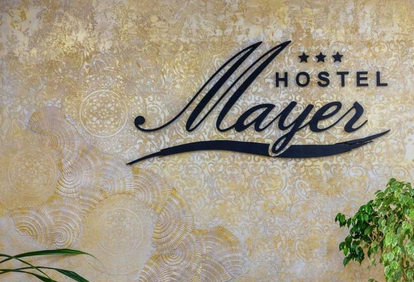Hostel Mayer Superior Veszprem