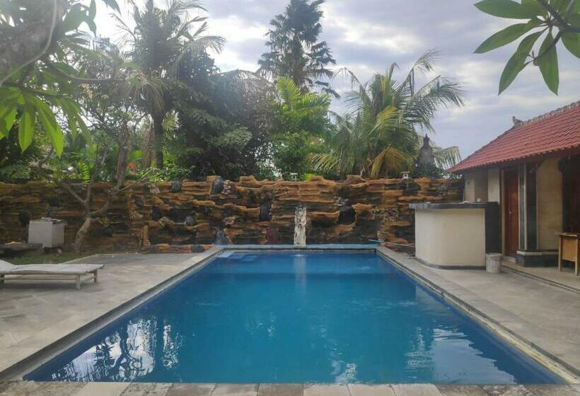 호텔 Oyo 90673 Rising Star Beach Resort
