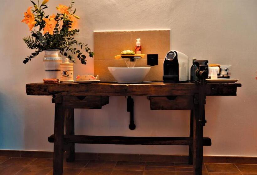 استراحتگاه Alchimia Luxury Suites