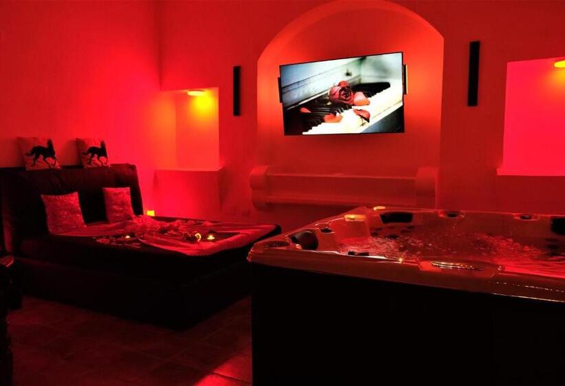 استراحتگاه Alchimia Luxury Suites