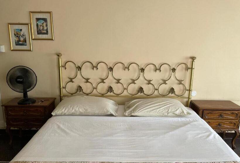 تختخواب و صبحانه Gastaldis   Old Style