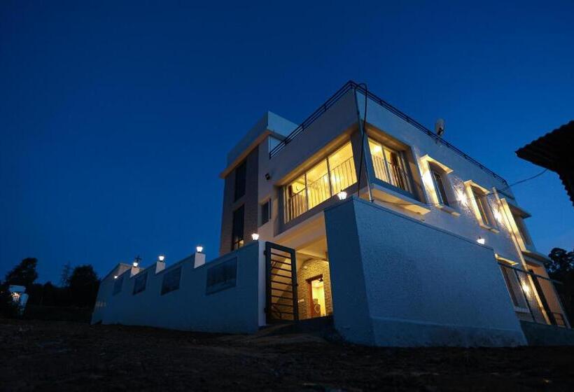 تختخواب و صبحانه Rr Holidays