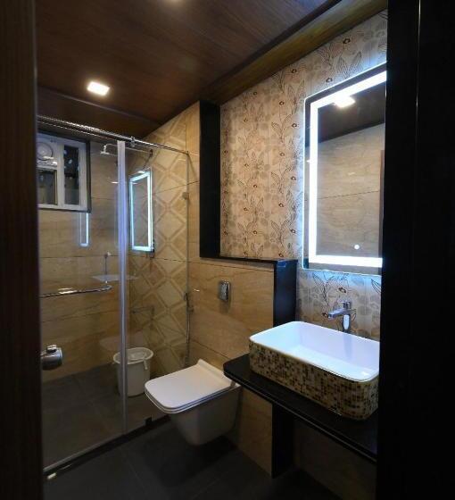 בית מלון כפרי Meenakshi Inn