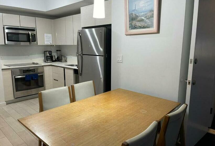 Iconic View   Hotel S Benefits   Low Rates