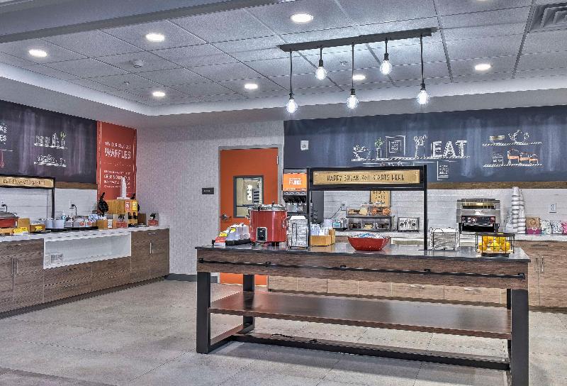 فندق Hampton Inn & Suites Keene