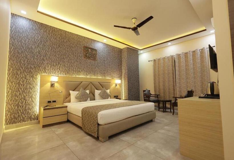 فندق The Bodhi Palace Resort