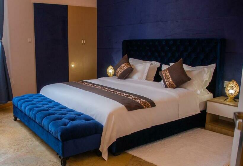 فندق Vancii