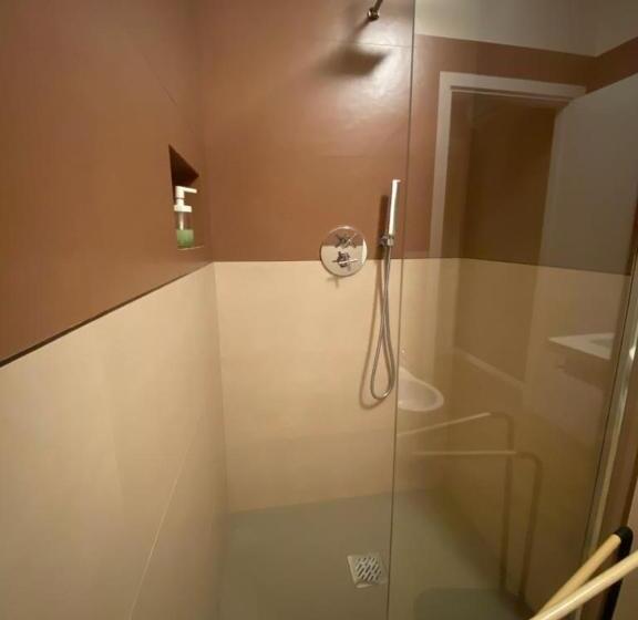 پانسیون B&b Fossatello Affittacamere