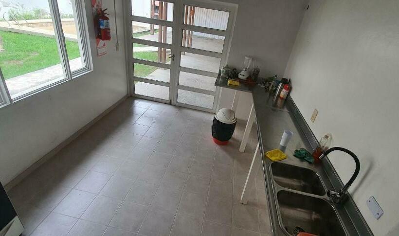 بنسيون La Veleta