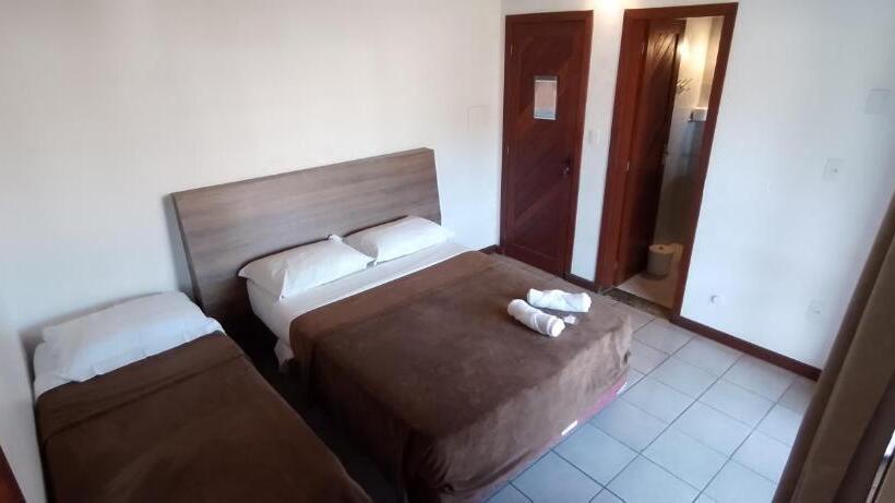 پانسیون Residencial Da Praça Garopaba