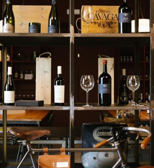 リゾートホテル Agriturismo Podere Cavaga Lago D Iseo Agribio Winery