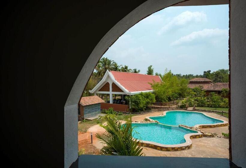 منتجع Sarth Ayurveda Retreat And Wellness Centre