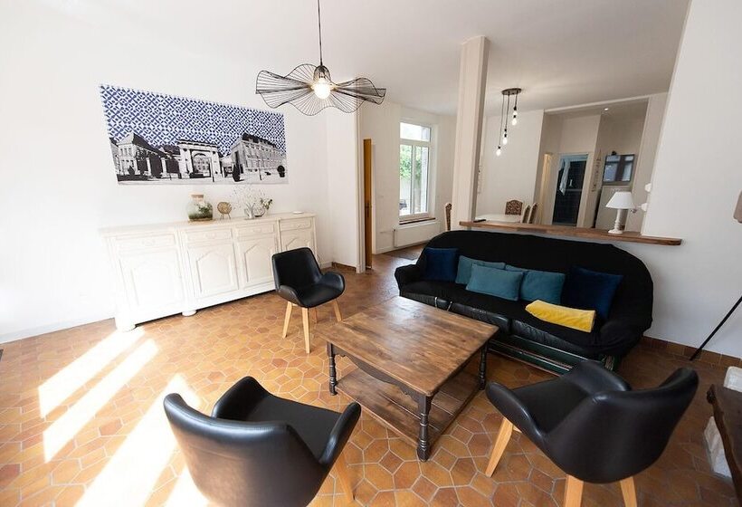 בית מלון כפרי Logis Hostellerie Du Marche