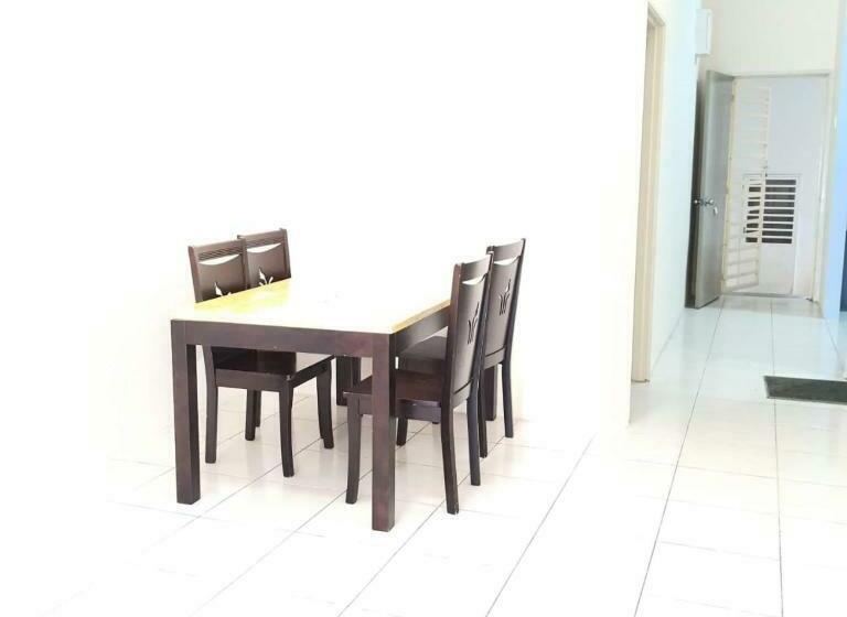 בית מלון כפרי Oyo 90362 Camlodge Makmur 3