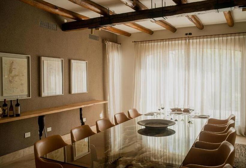 هتل Susana Balbo Winemaker´s House