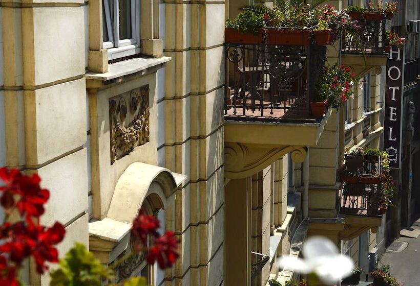 هتل Belgrade City