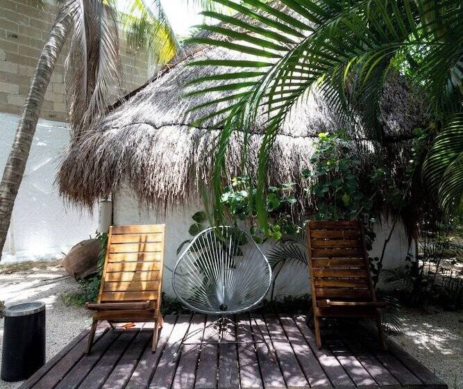 هتل Casa Barbara Holbox
