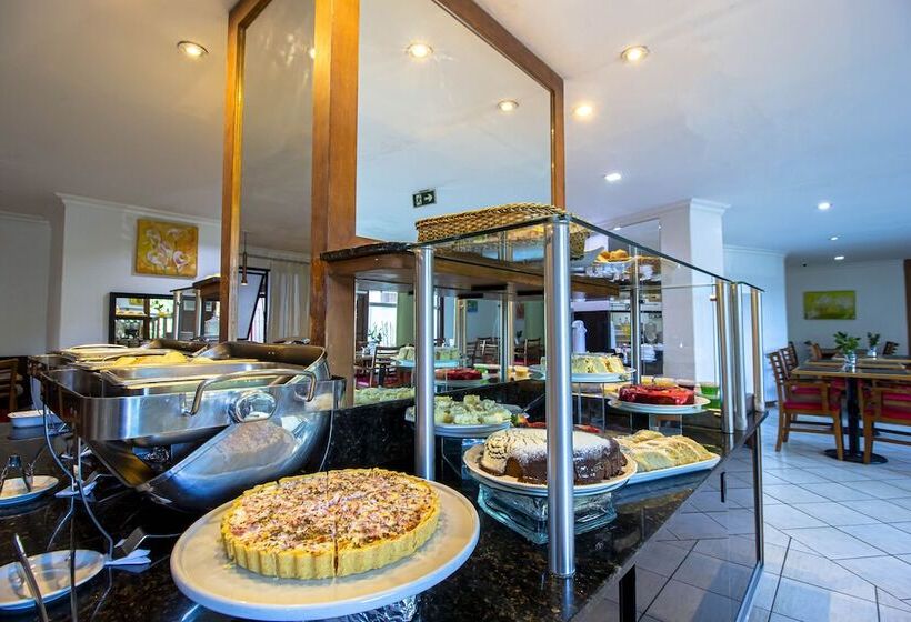 בית מלון כפרי Dan Inn Curitiba Centro  1,5km Do Estádio Couto Pereira  Show