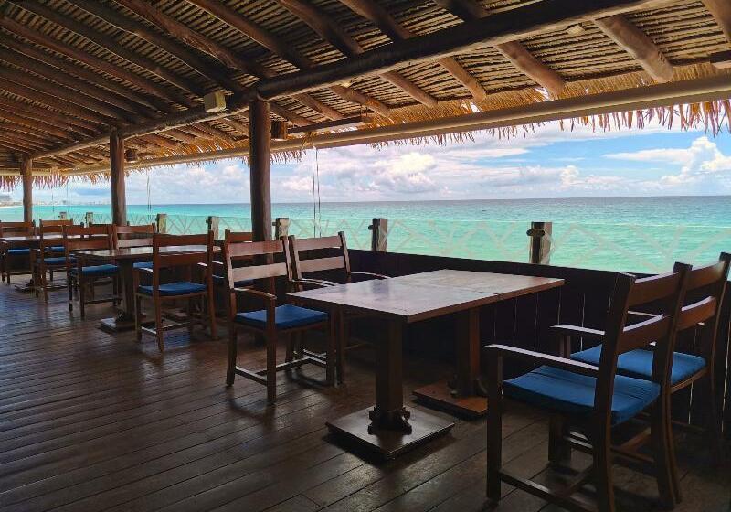 هتل Gr Solaris Caribe All Inclusive