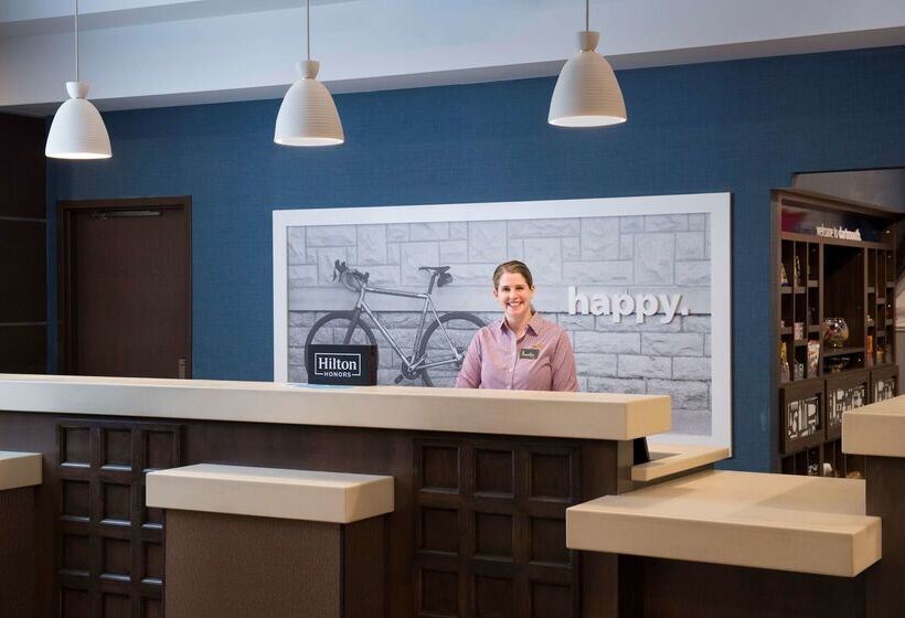 هتل Hampton Inn & Suites By Hilton Halifax   Dartmouth