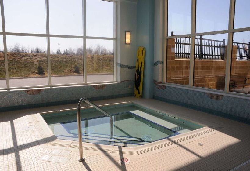 هتل Hampton Inn & Suites By Hilton Halifax   Dartmouth