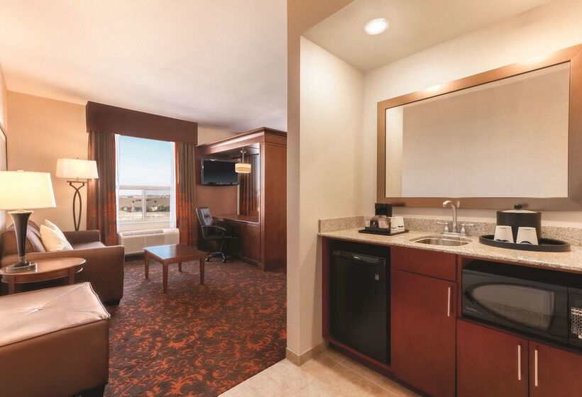 فندق Hampton Inn By Hilton Edmonton/south, Alberta, Canada