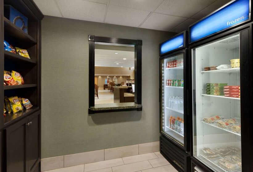 هتل Hampton Inn & Suites Birmingham East Irondale