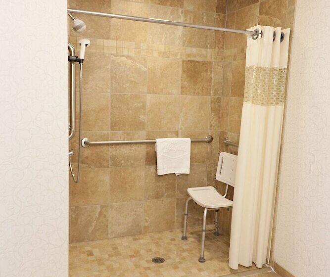 בית מלון כפרי Hampton Inn & Suites By Hilton Lethbridge