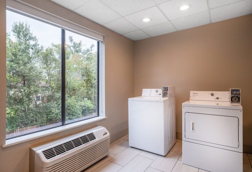 Holiday Inn Express Hotel & Suites Beaumont Northwest, An Ihg