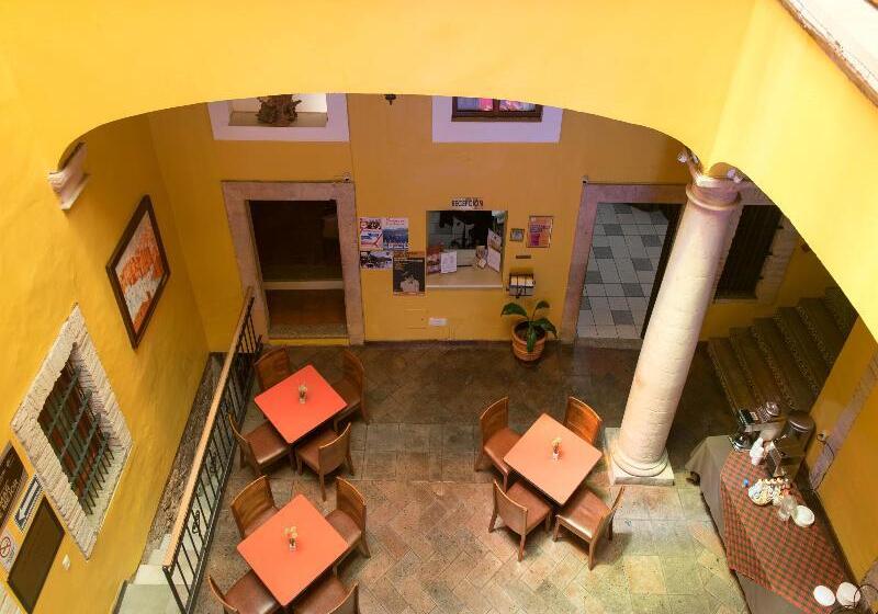هتل La Casona De Don Lucas