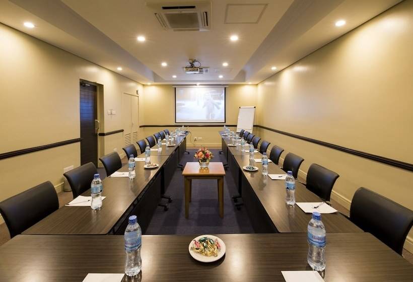 Protea Hotel By Marriott Dar Es Salaam Oyster Bay