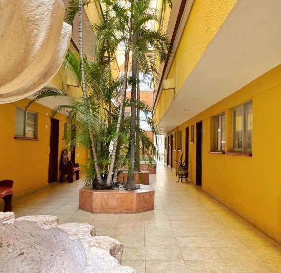 هتل Suites Cancun Center