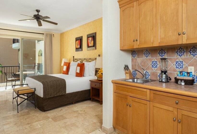 هتل Villa Del Arco Beach Resort & Spa