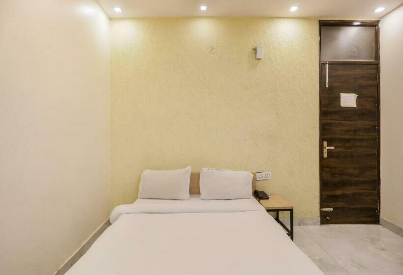 فندق Sagar Inn