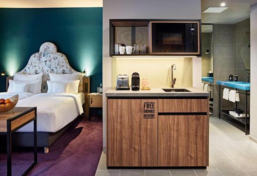 Me And All Hotel Dusseldorf Oberkassel, By Hyatt