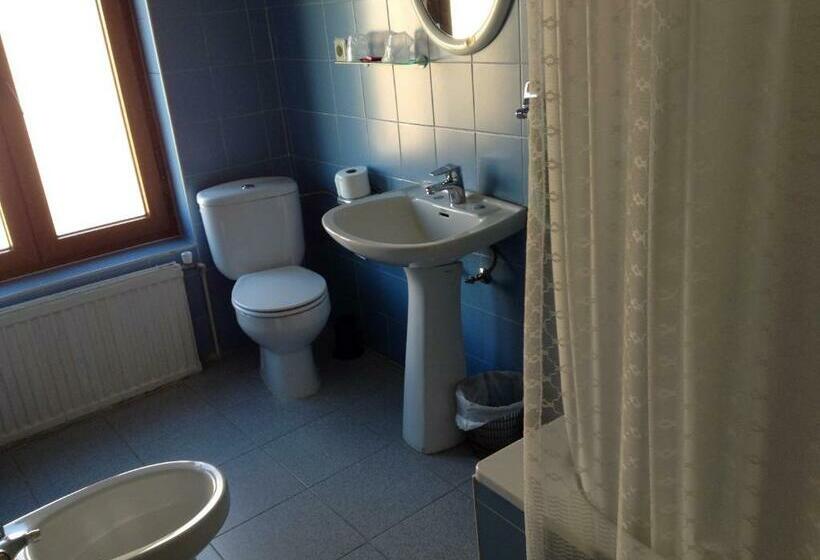 Пансион El Delfín Verde