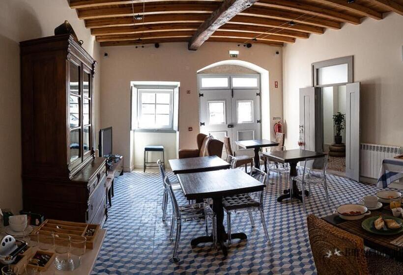 تختخواب و صبحانه Burgo Da Villa