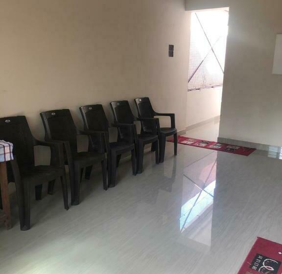 בית מלון כפרי Kumaran Residency