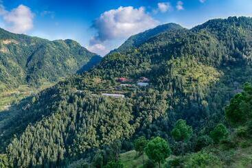 هتل Sherpa Eco Resort