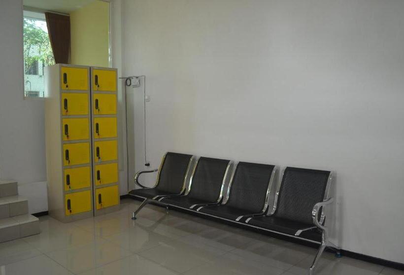 Huize Jon Hostel