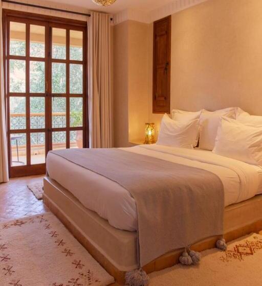 پانسیون Chez Ichou