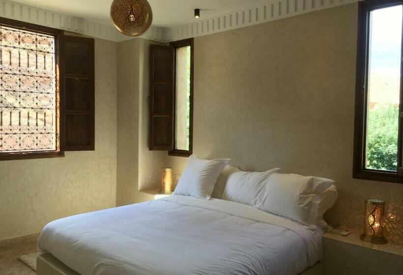 پانسیون Chez Ichou