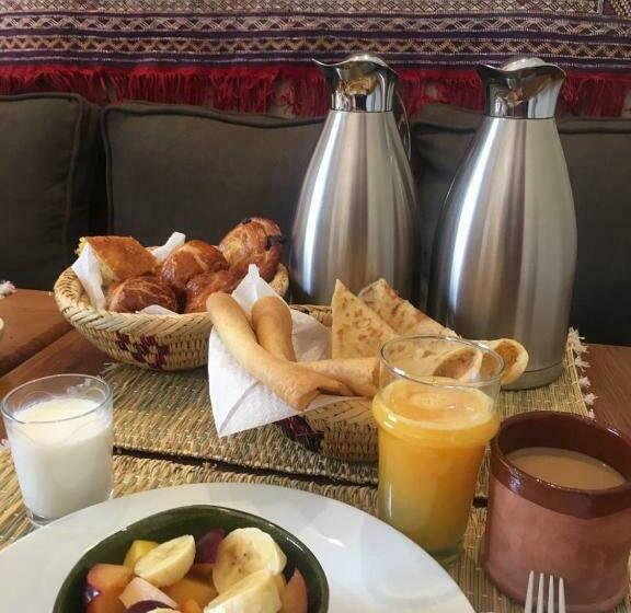 پانسیون Chez Ichou