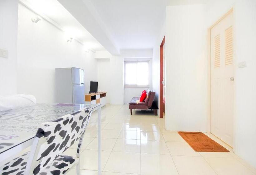 בית מלון כפרי Capital O 411 Grandview Condo 15