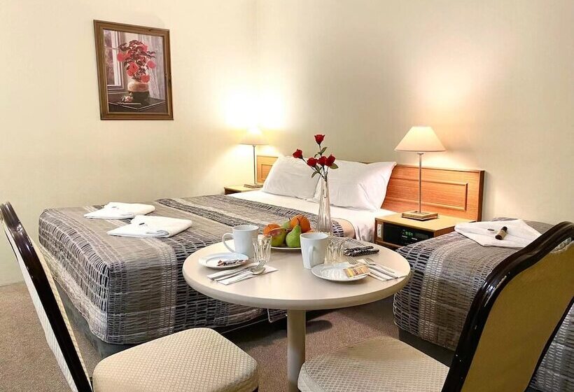 汽车旅馆  Gateway Motor Inn