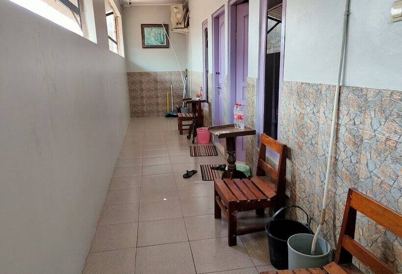 هتل Keluarga Mekar Jaya Syariah Near Uns Solo
